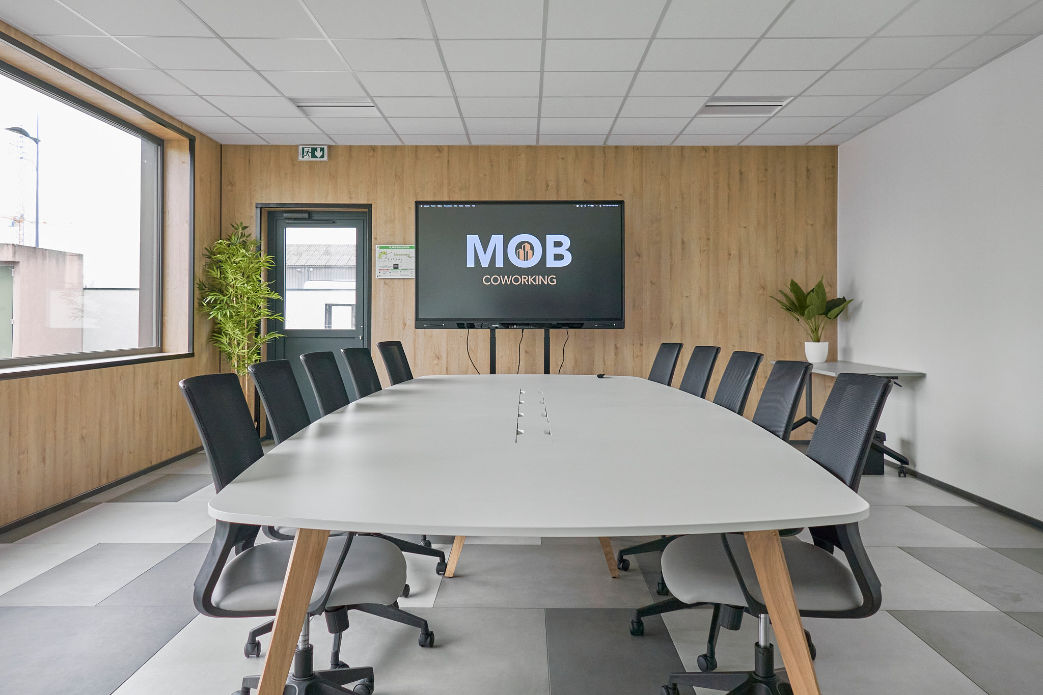 Image des salles de réunions et de conférences du MOB Coworking